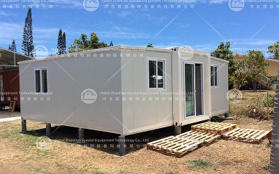 Double Wing Extension Room