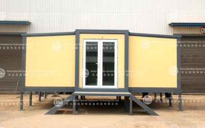 Double Wing Extension Room